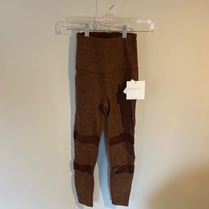 BRAND NEW beyond yoga leggings